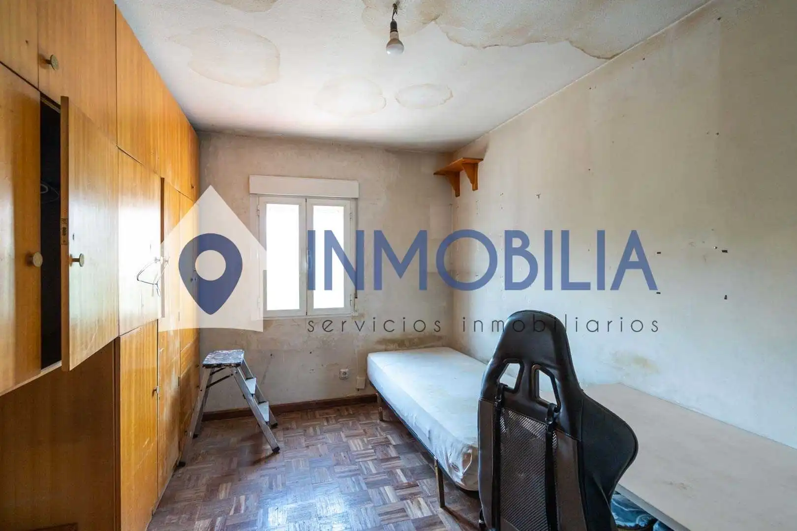 Habitación de Ático en venta en Madrid con Calefacción y Terraza