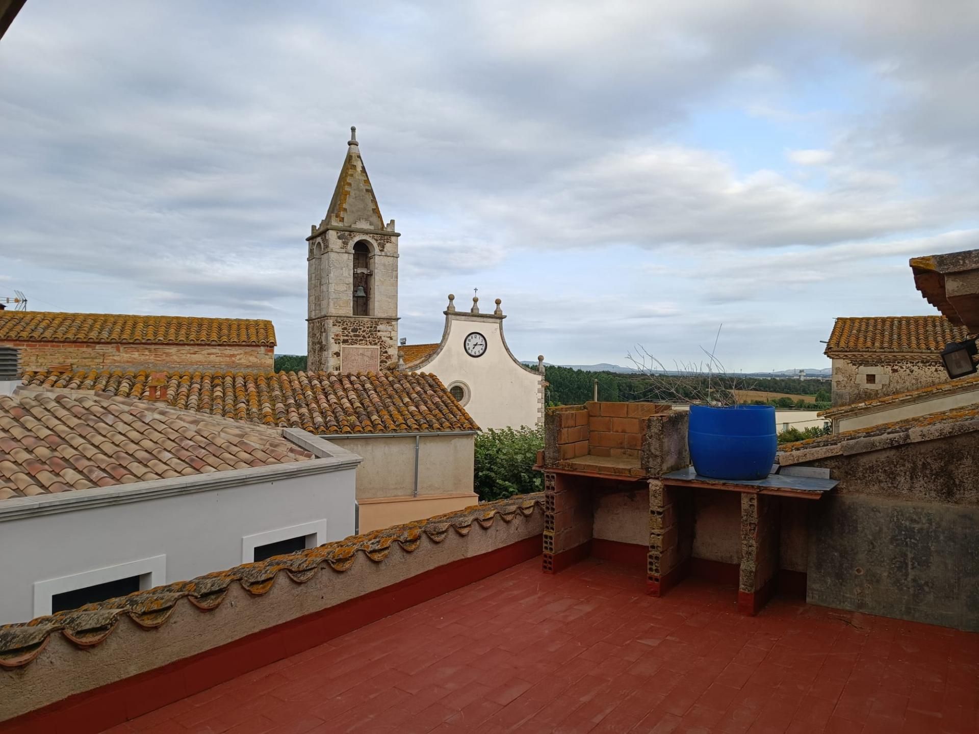 Single-family semi-detached for sale in Vilobí d'Onyar