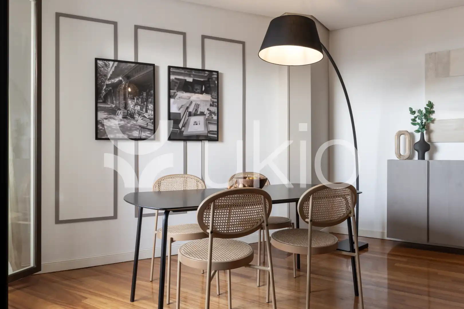 Comedor de Apartamento de alquiler en Madrid con Aire acondicionado, Calefacción y Amueblado