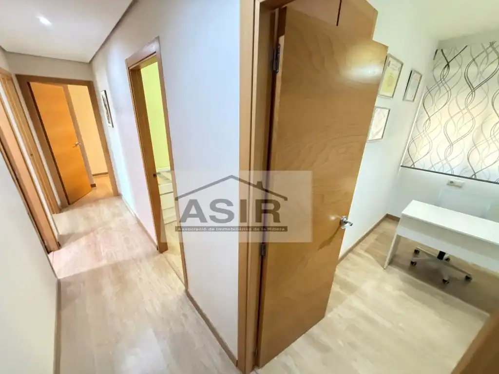 Piso en venta en Alzira con Terraza