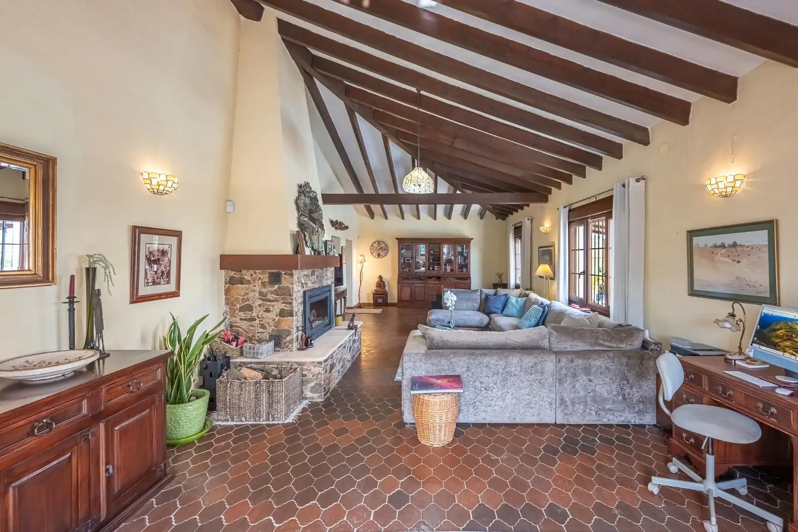 Sala d'estar de Casa o xalet en venda en Mijas amb Aire condicionat, Calefacció i Jardí privat