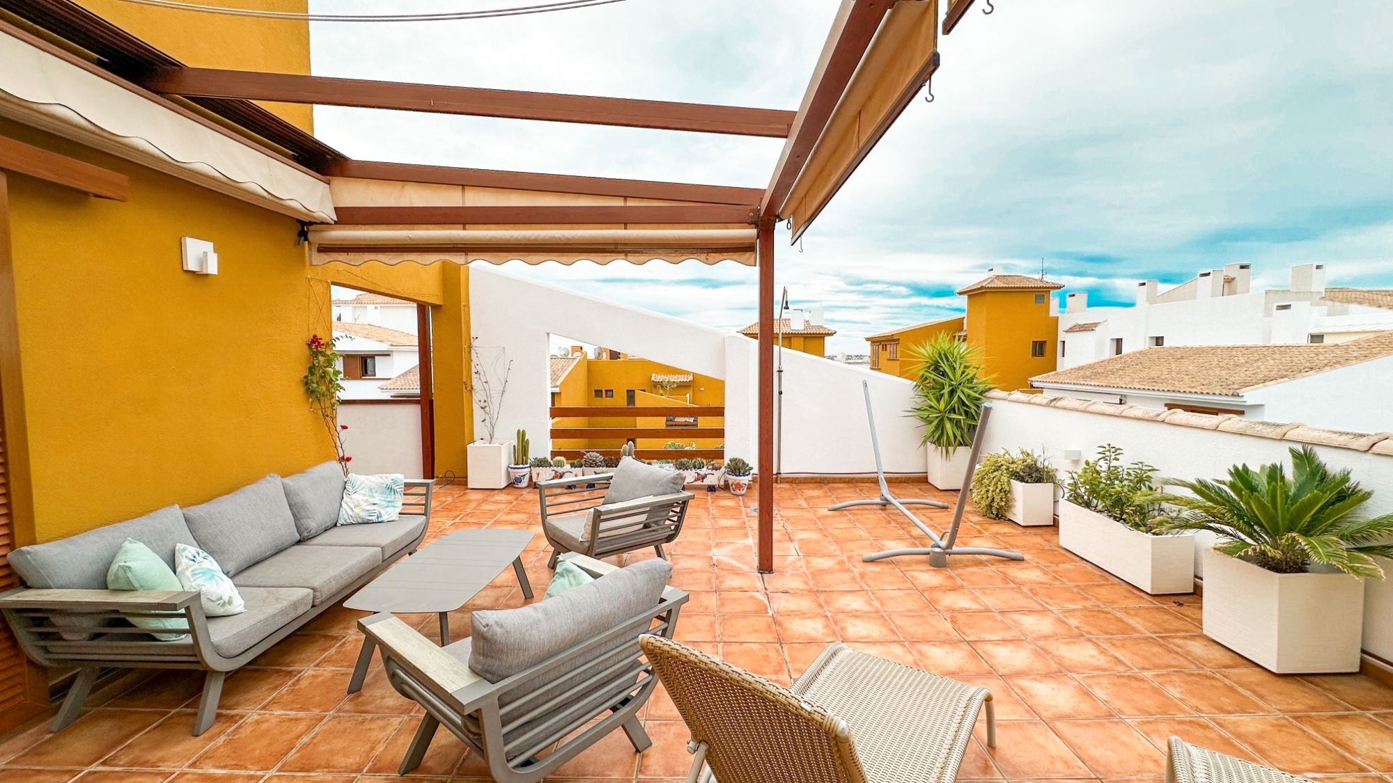 Terrace of Flat for sale in Torrevieja  with Air Conditioner, Terrace and Furnished