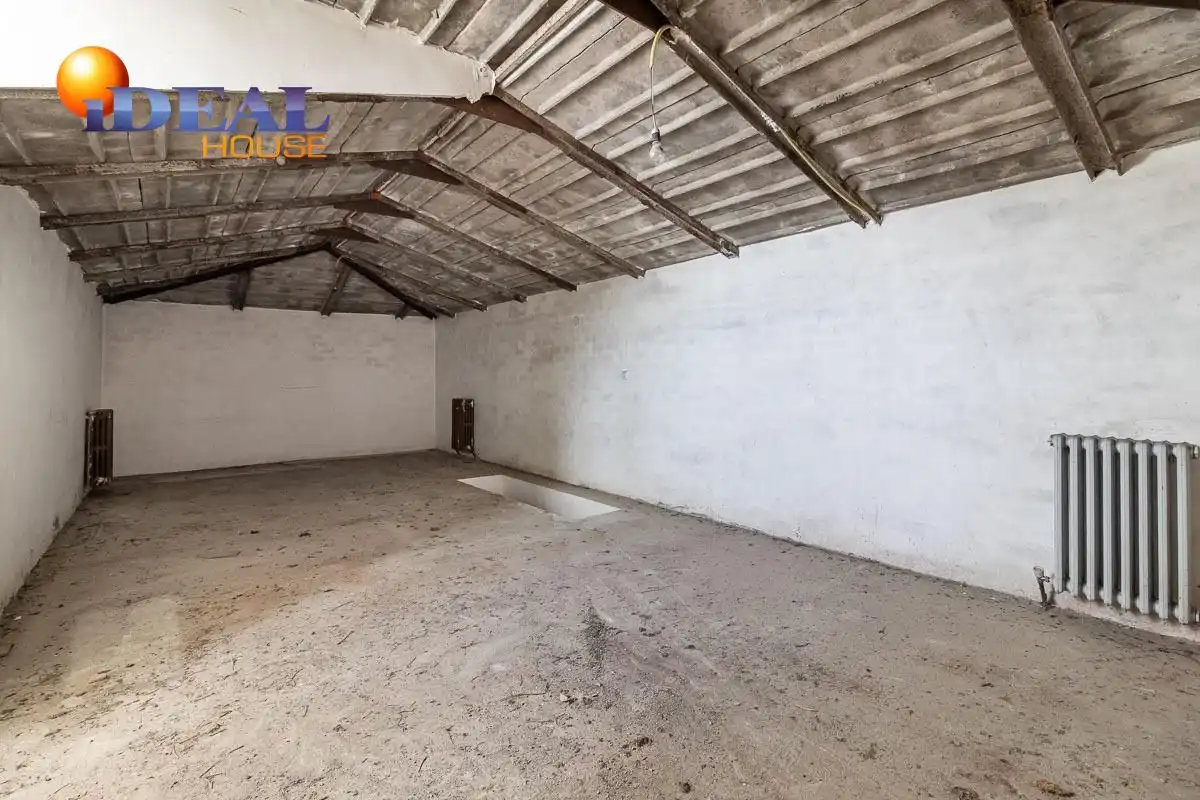 Casa rústica amb piscina en venda a Santa Fe, imagen 30