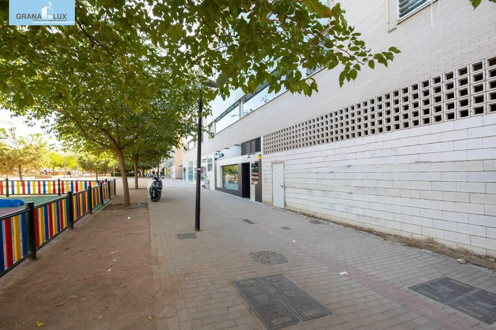 Local en venta en Plaza Catedratica Asunción Linares, 1, Barrio de Zaidín