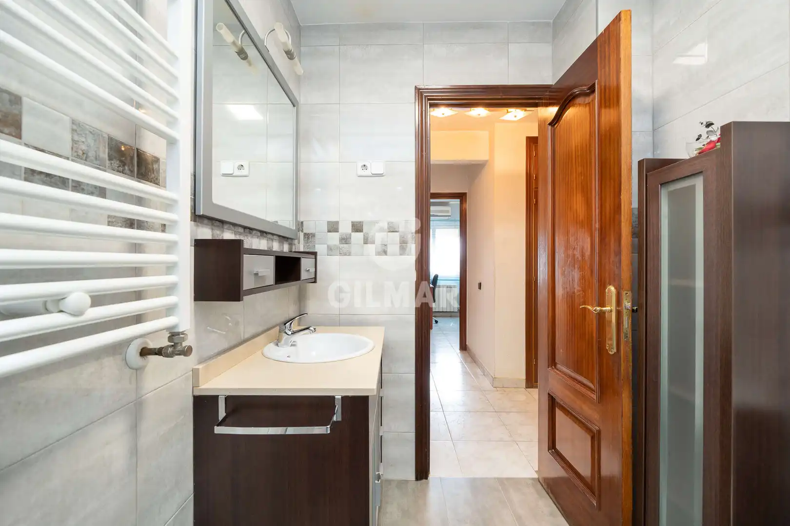 Baño de Piso en venta en Madrid con Calefacción y Balcón
