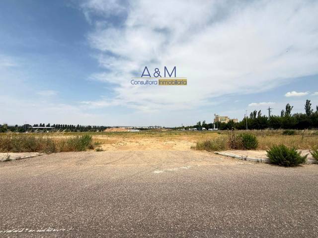 Terreno en Venta en parque de somiedo en Polígono San Cristóbal