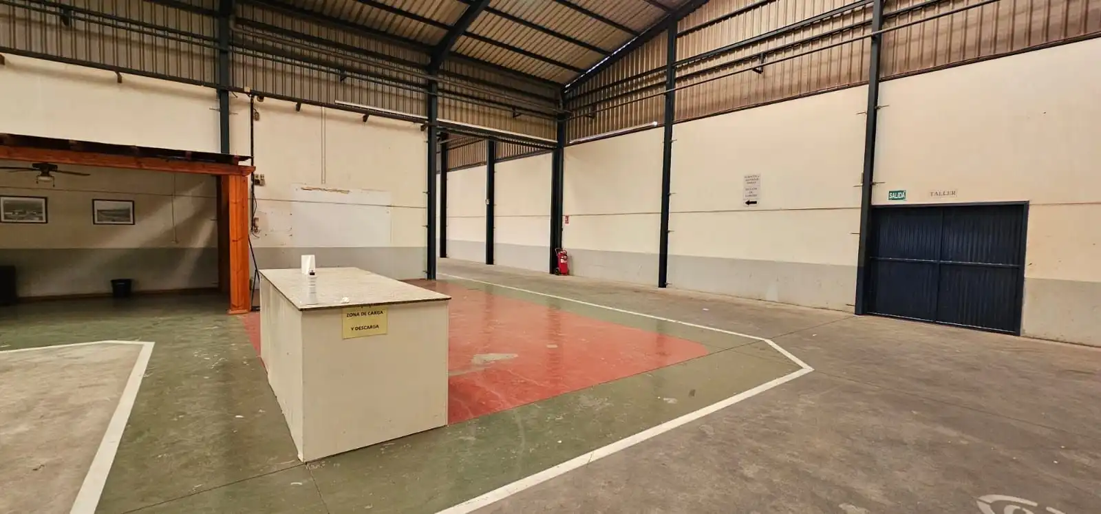 Nau industrial en venda en Antas