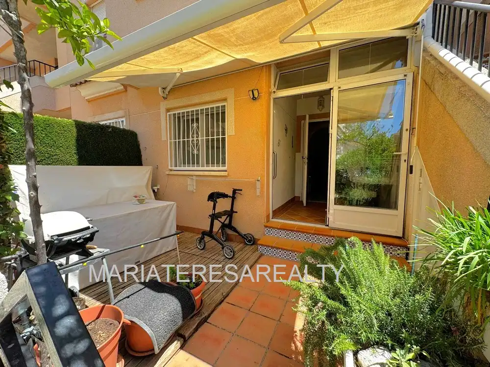 Jardín de Planta baja en venta en Los Alcázares con Aire acondicionado, Jardín privado y Terraza