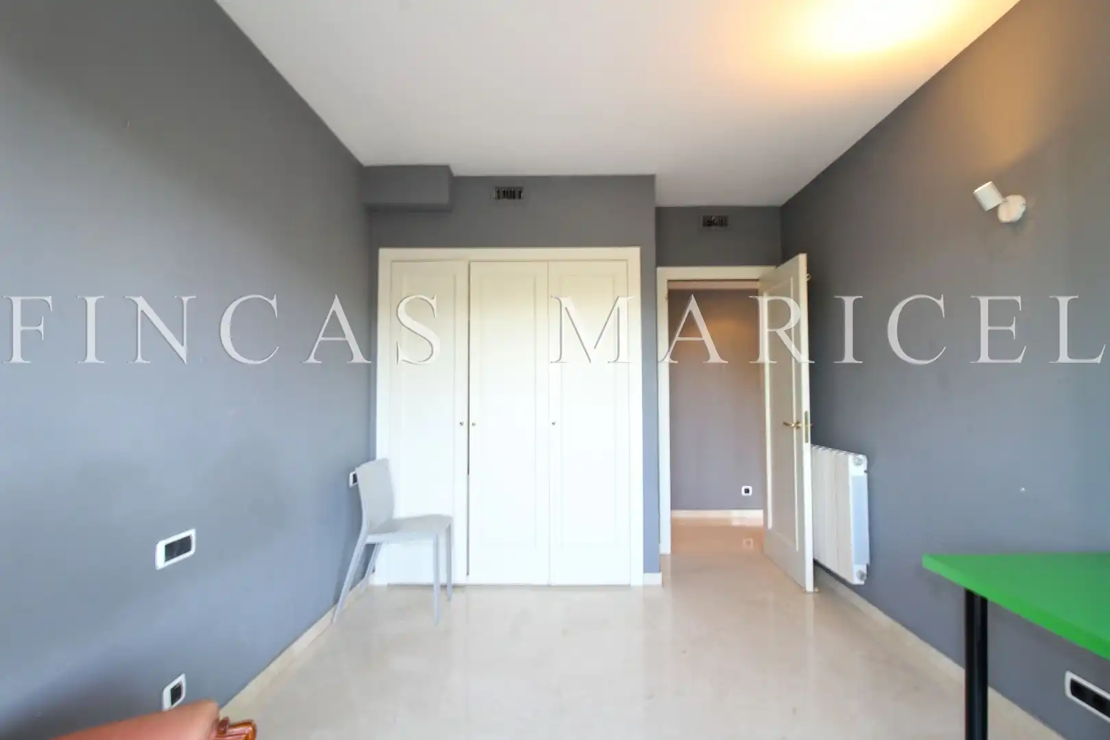 Habitación de Ático en venta en Sitges con Aire acondicionado, Calefacción y Terraza