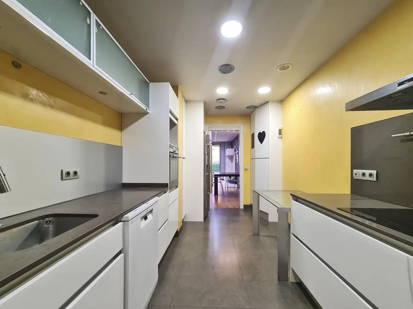 Flat with terrace for sale in del Comte Borrell, imagen 21