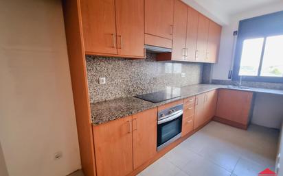 Kitchen of Flat for sale in El Vendrell  with Air Conditioner, Heating and Terrace