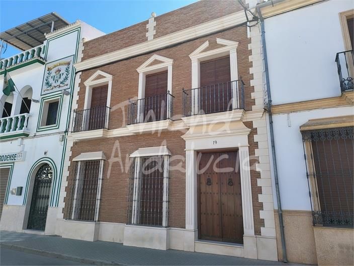 Vista exterior de Casa adosada en venda en La Roda de Andalucía amb Aire condicionat, Terrassa i Traster