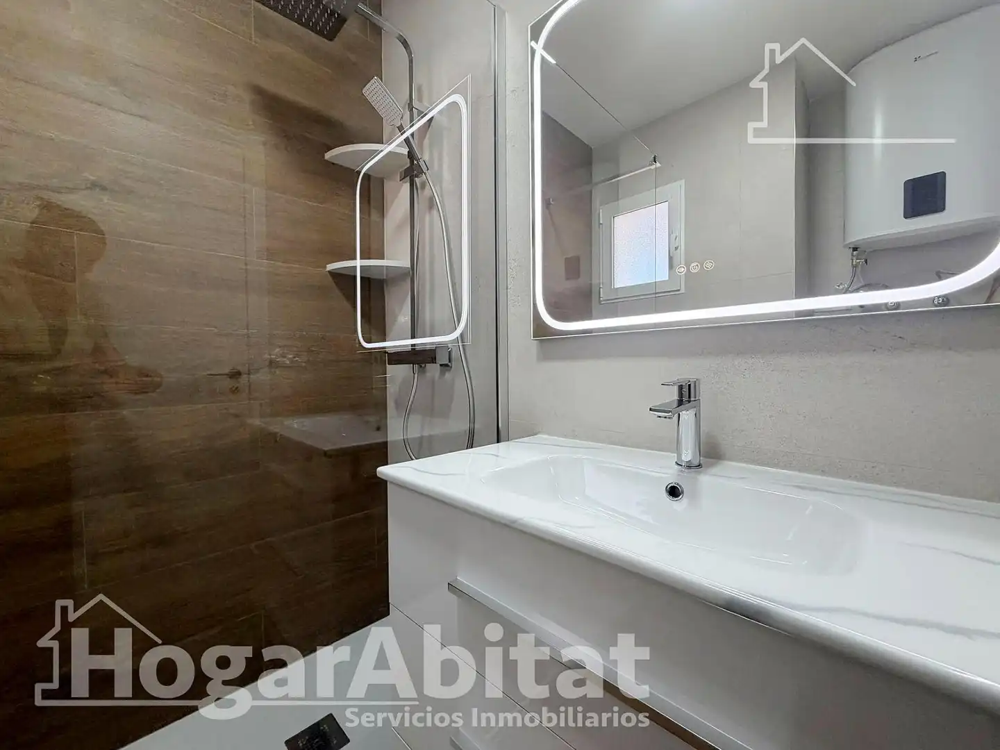 Bathroom of Flat for sale in Sagunto / Sagunt  with Air Conditioner
