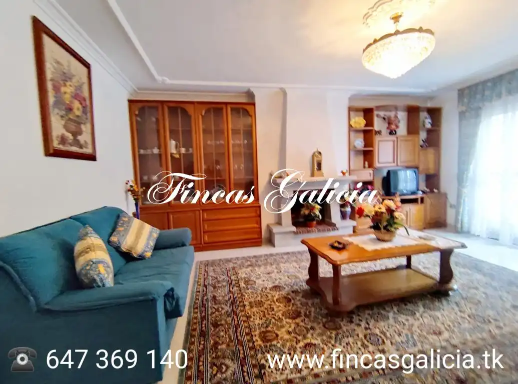 Sala de estar de Piso en venta en Verín con Amueblado y Balcón