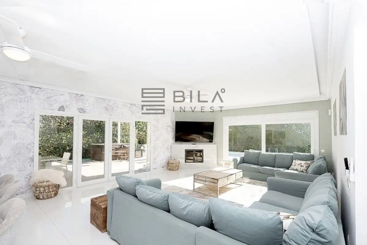 Villa con piscina in vendita a Guadalmemdina, imagen 13