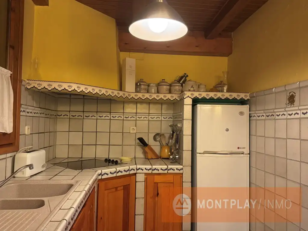Kitchen of Detached homes for sale in Naut Aran