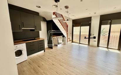 Cuina de Àtic en venda en Mataró amb Aire condicionat, Calefacció i Terrassa