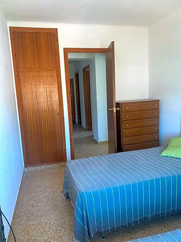 Dormitori de Apartament de lloguer en Benicasim / Benicàssim amb Aire condicionat, Terrassa i Moblat