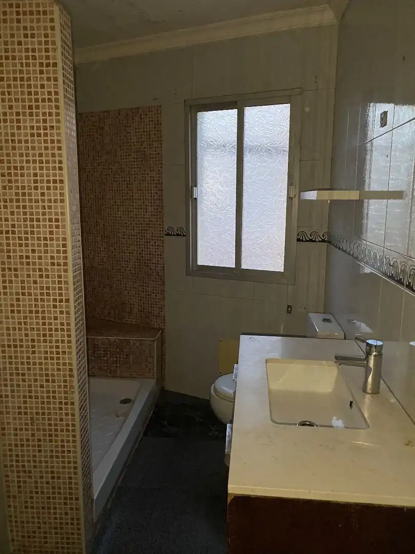 Bathroom of Flat for sale in La Línea de la Concepción