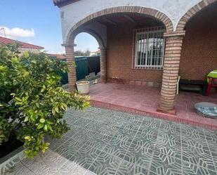 Exterior view of House or chalet for sale in Dos Hermanas  with Air Conditioner, Terrace and Storage room