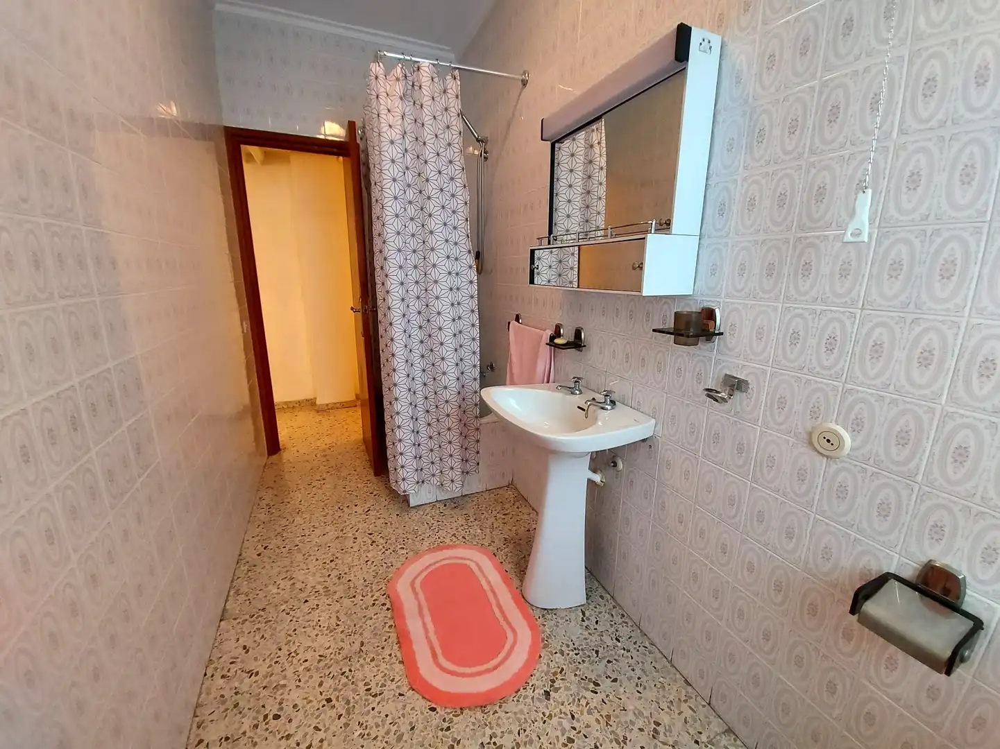 Bathroom of Flat for sale in  Logroño  with Heating and Balcony