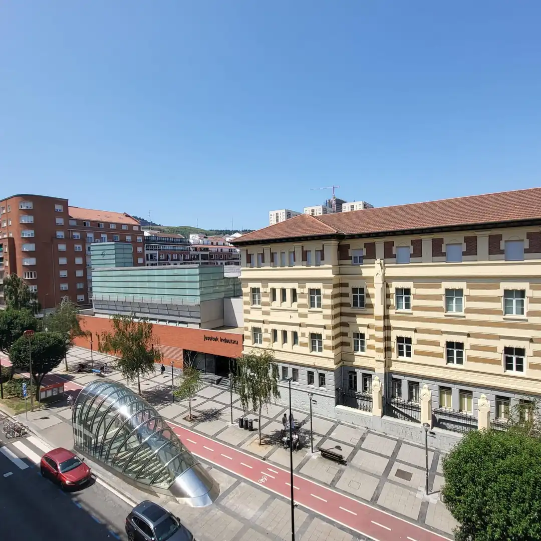 Piso con terraza en venta en Alameda DOCTOR AREILZA