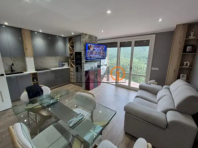 Sala de estar de Piso en venta en Montferrer i Castellbò con Calefacción