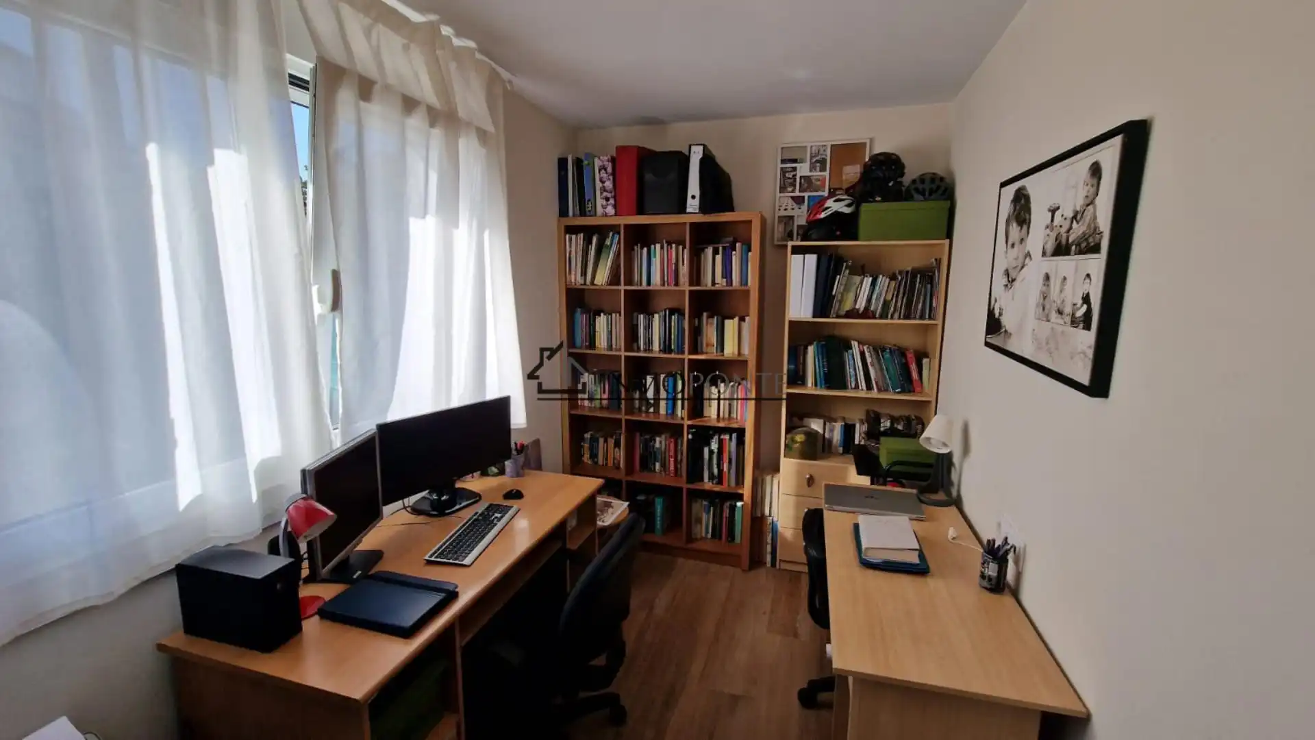 Casa o xalet en venda en Pontevedra Capital  amb Jardí privat