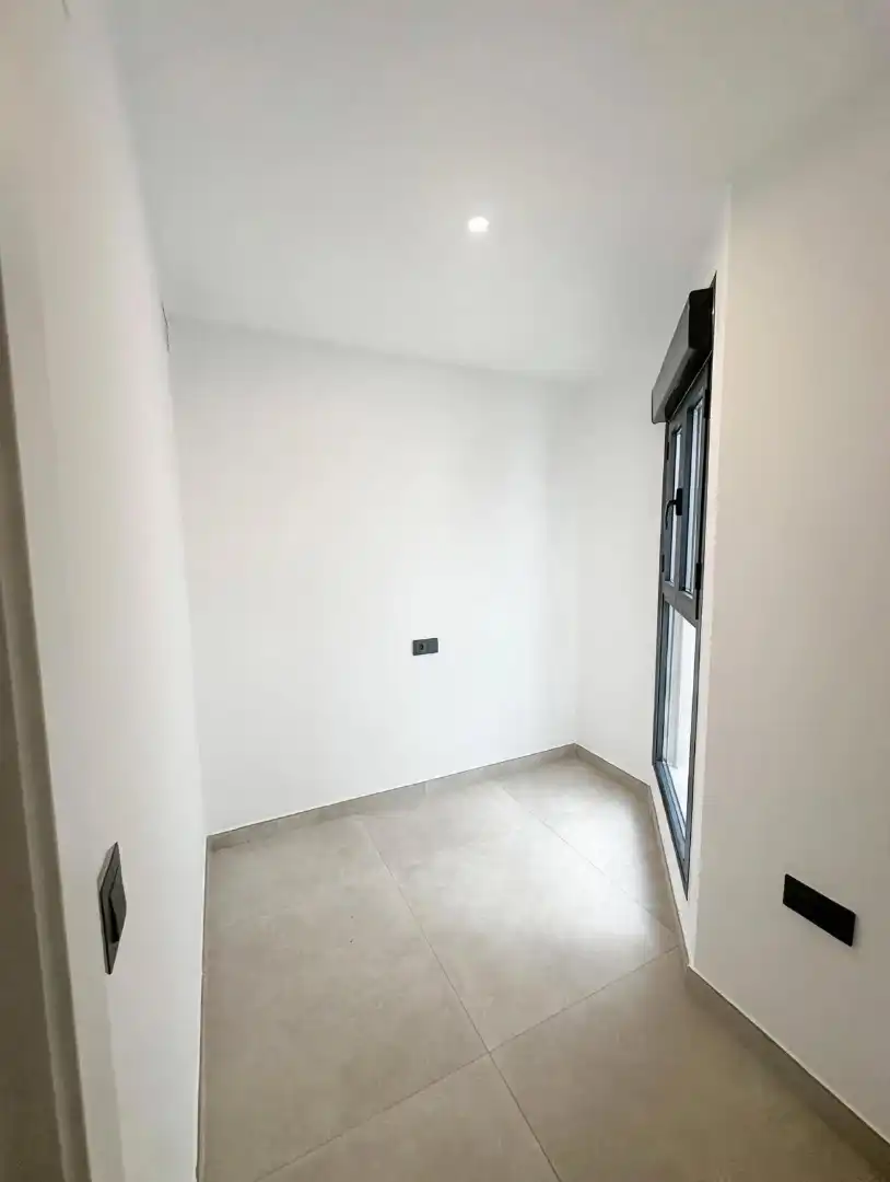 Piso con ascensor en venta en Avenida Condes de San Isidro 48, imagen 6