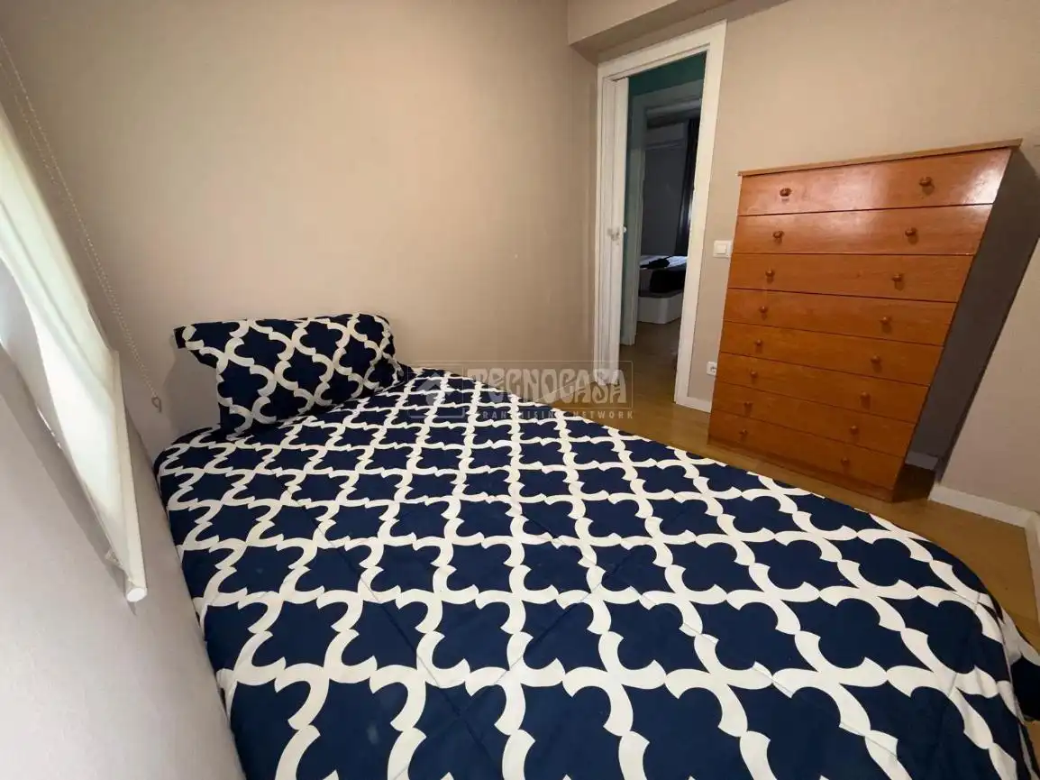 Bedroom of Flat for sale in Sevilla  with Air Conditioner