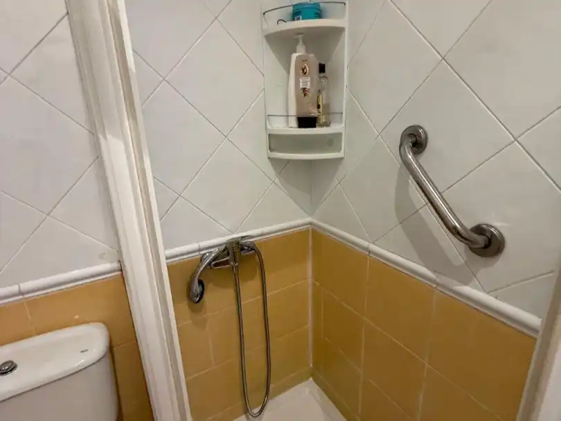 Bany de Casa o xalet en venda en Chantada amb Calefacció, Jardí privat i Parquet