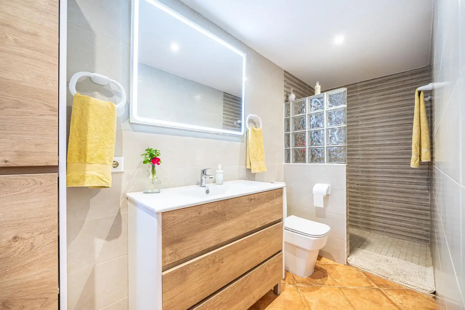Baño de Finca rústica en venta en  Palma de Mallorca con Aire acondicionado, Calefacción y Jardín privado