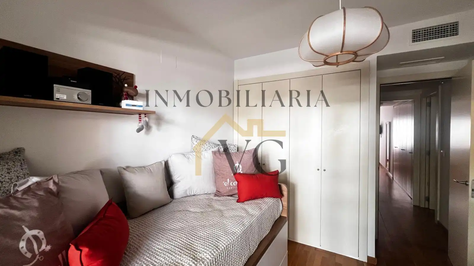 Bedroom of Flat for sale in Guillena  with Parquet flooring, Storage room and Swimming Pool