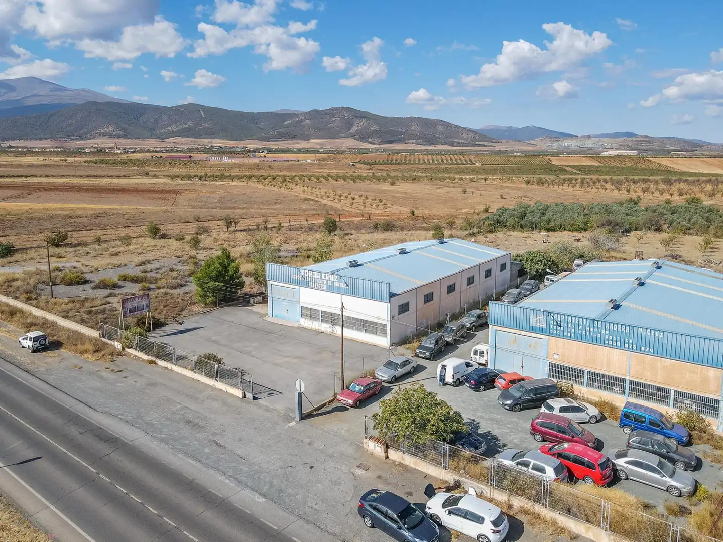 Vista exterior de Nave industrial en venta en Cogollos de Guadix