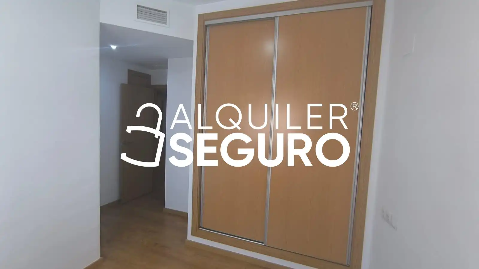 Habitación de Piso de alquiler en Sevilla con Aire acondicionado