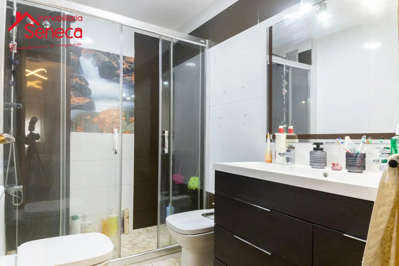 Bathroom of Flat for sale in Córdoba  with Air Conditioner, Heating and Terrace