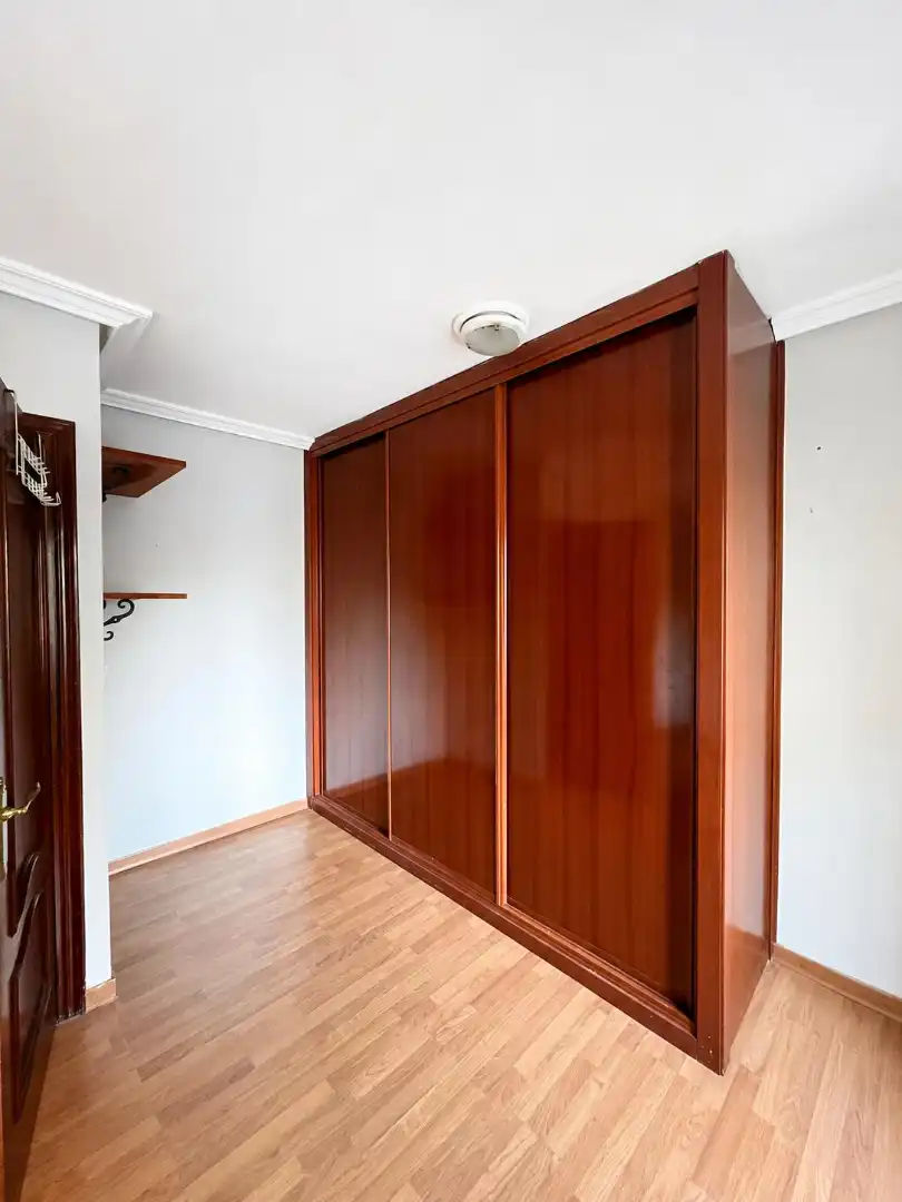 Habitación de Piso en venta en Sevilla con Balcón