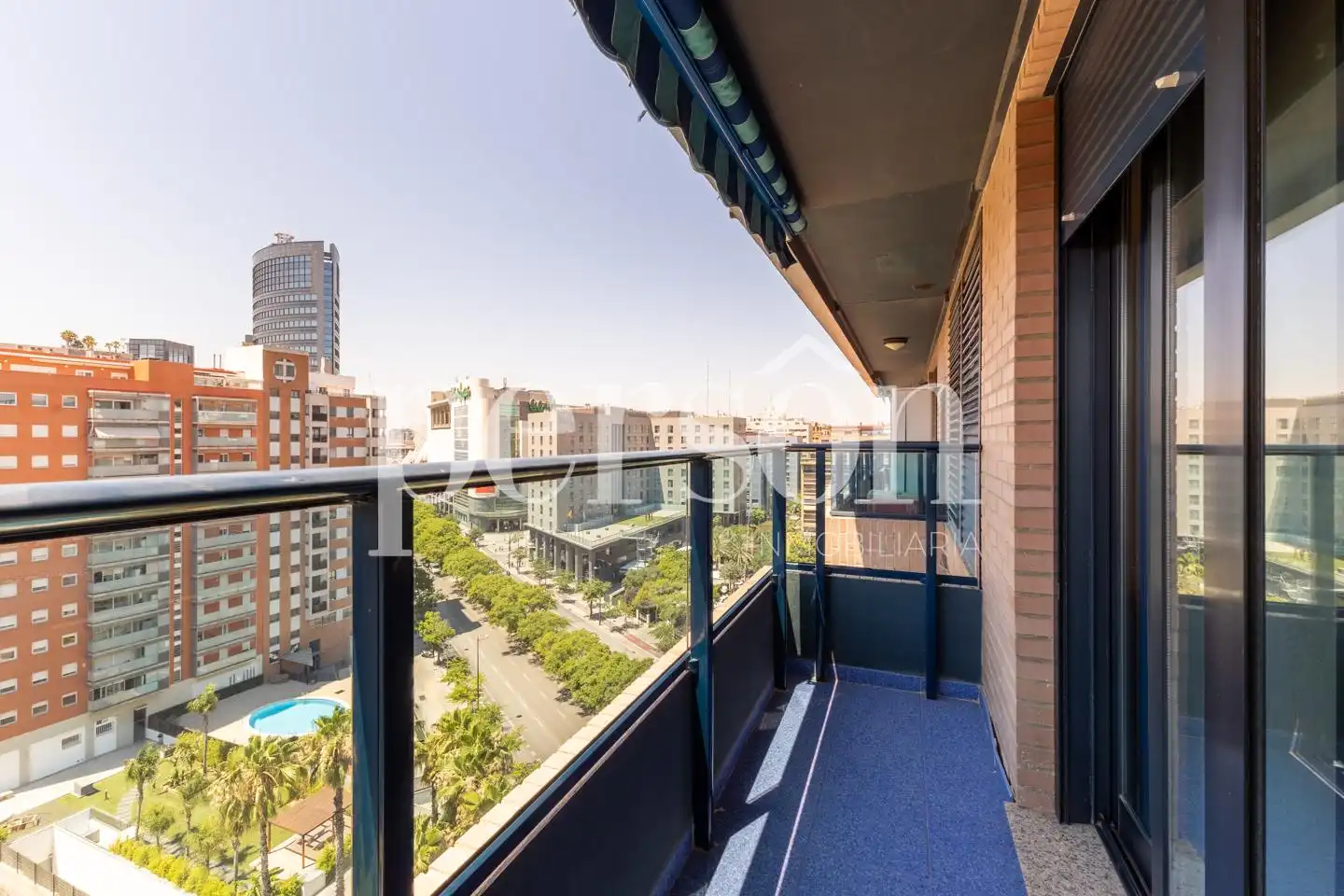 Terrace of Flat for rent in Valencia  with Air Conditioner, Heating and Private garden