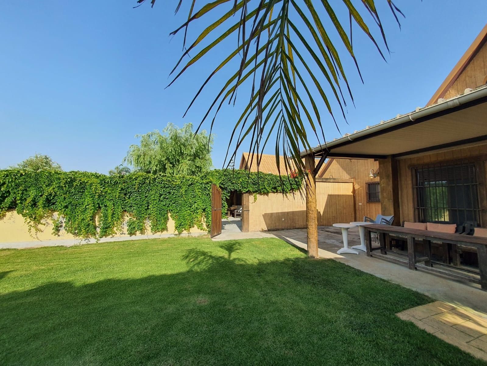 Garden of House or chalet for sale in Chipiona  with Air Conditioner, Private garden and Terrace