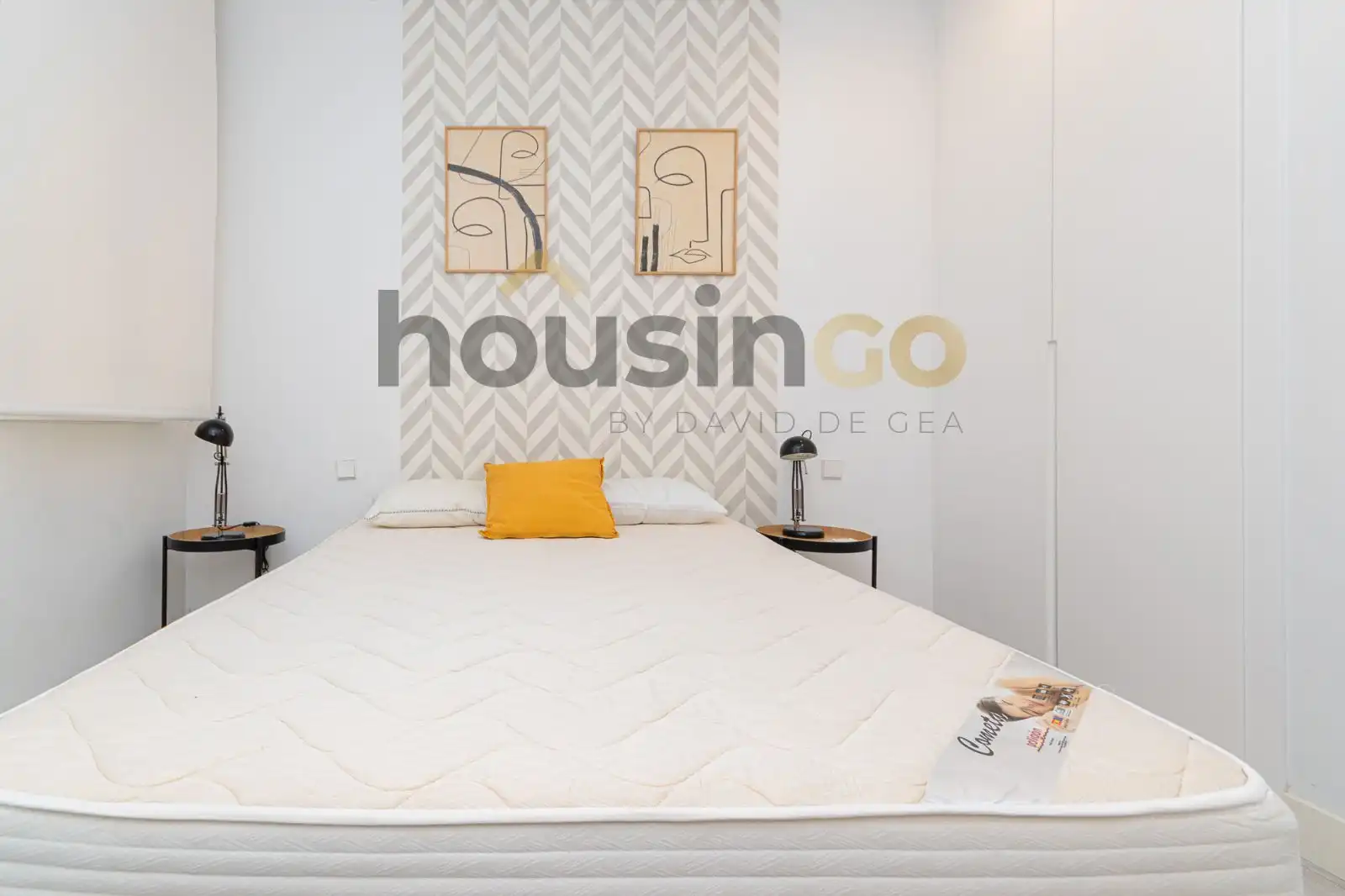 Bedroom of Flat for rent in Madrid  with Air Conditioner, Heating and Furnished