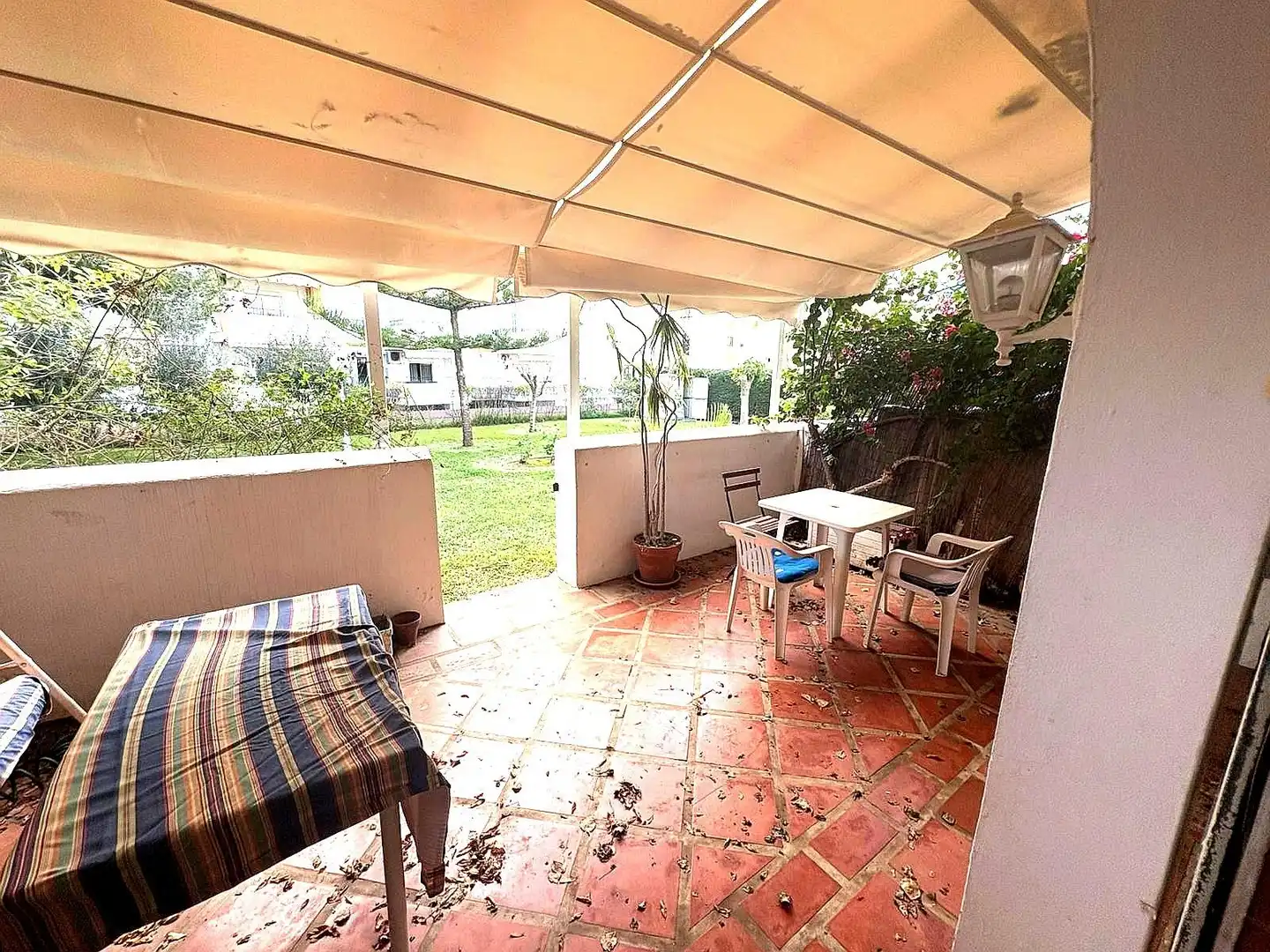 Terrassa de Casa adosada en venda en Fuengirola amb Aire condicionat, Jardí privat i Terrassa