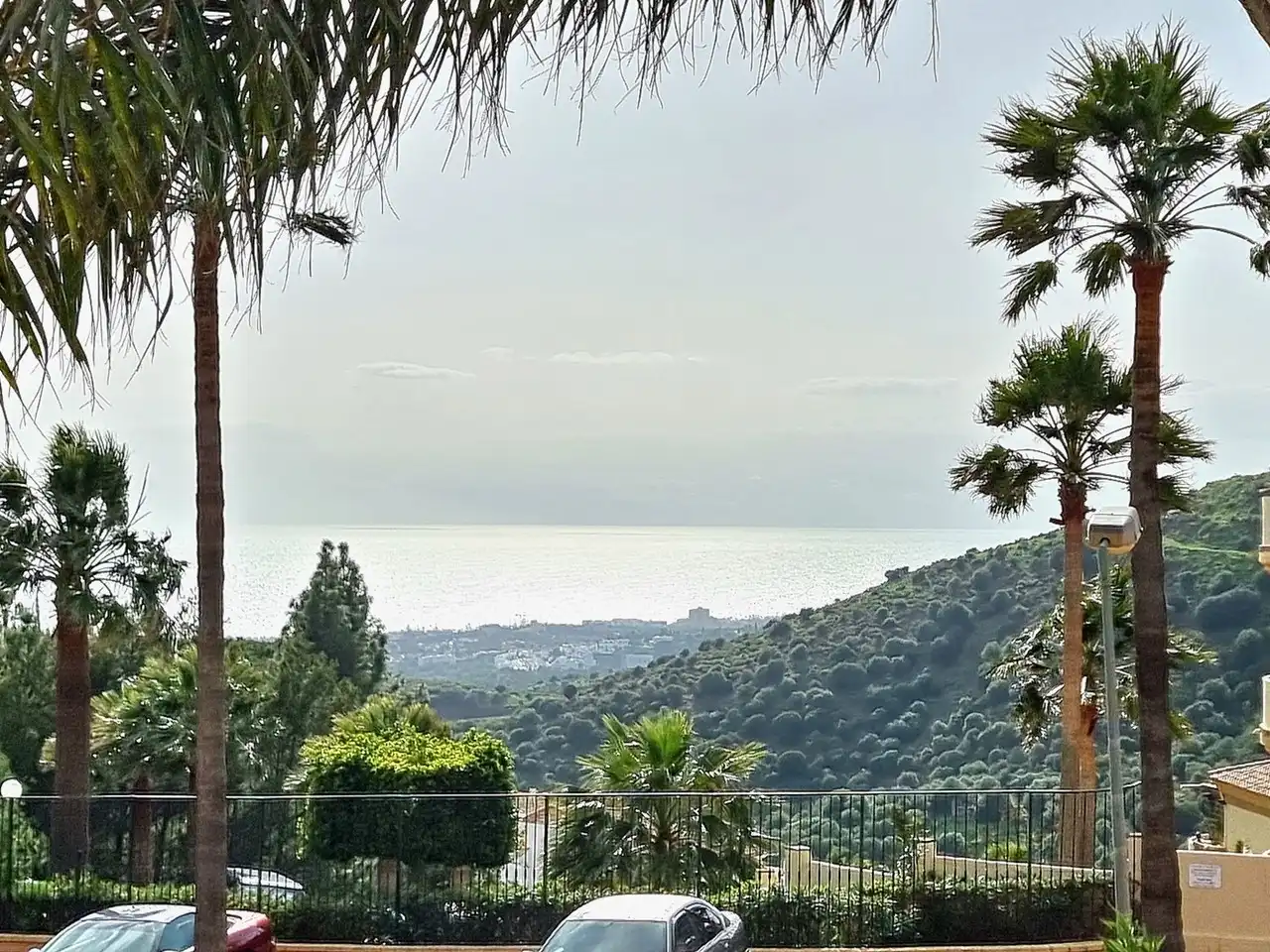 Apartament amb piscina en venda a Calahonda, imagen 26