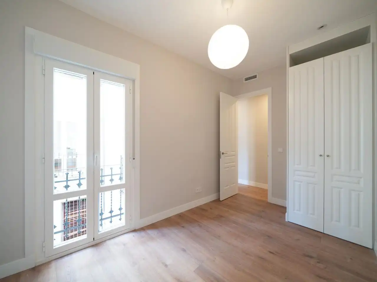 Habitación de Piso en venta en  Madrid Capital con Aire acondicionado