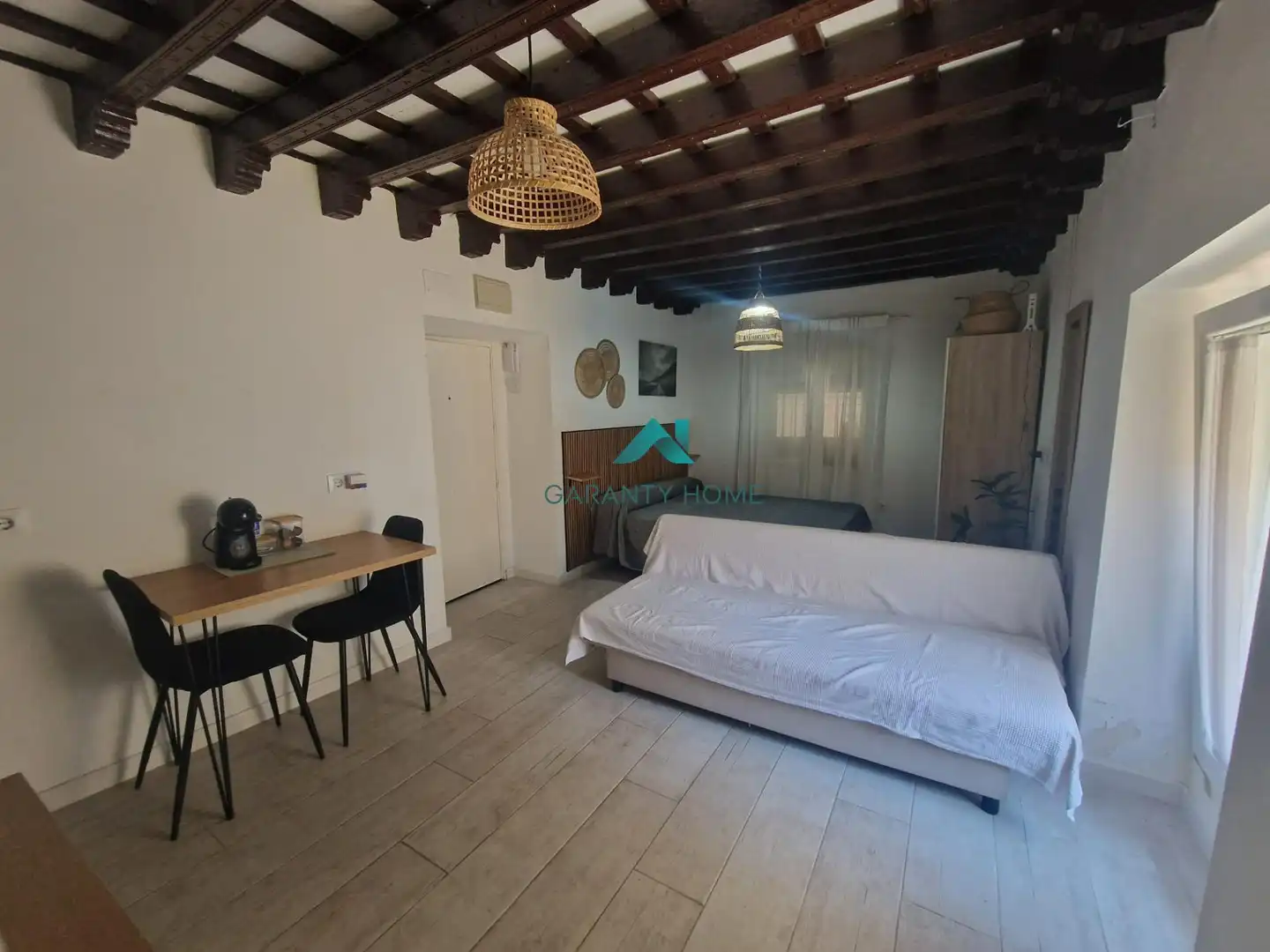 Sala d'estar de Apartament en venda en Jerez de la Frontera amb Aire condicionat i Moblat