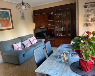 Sala d'estar de Pis en venda en  Huesca Capital amb Terrassa