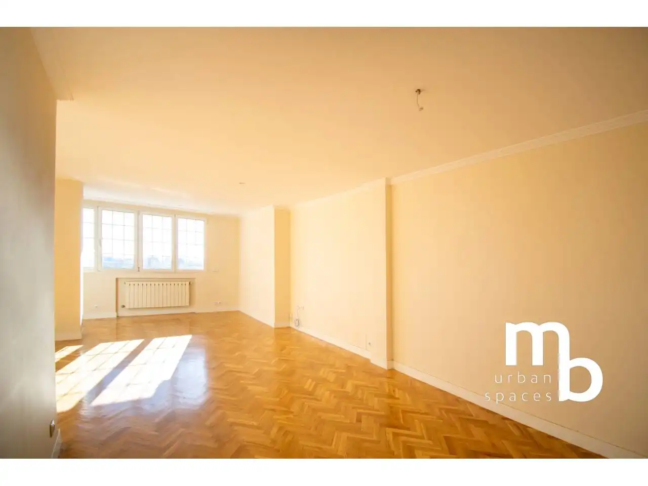 Sala de estar de Piso de alquiler en Madrid con Aire acondicionado, Calefacción y Parquet