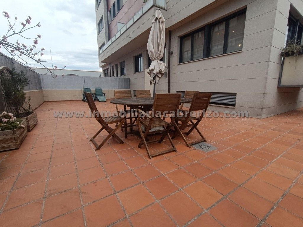 Terraza de Apartamento en venta en  Logroño con Calefacción, Parquet y Terraza