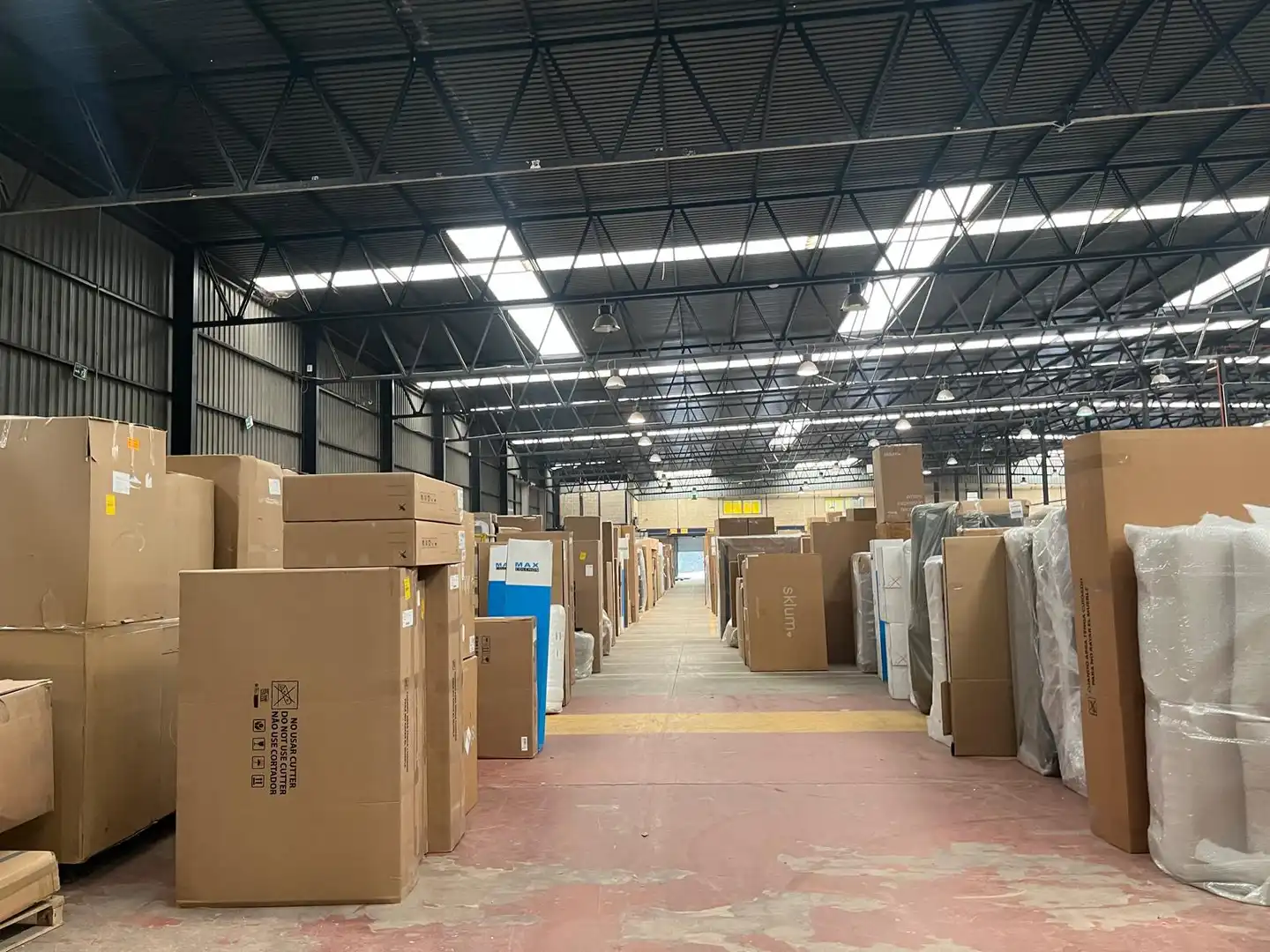 Nau industrial de lloguer en Castellbisbal amb Calefacció i Alarma
