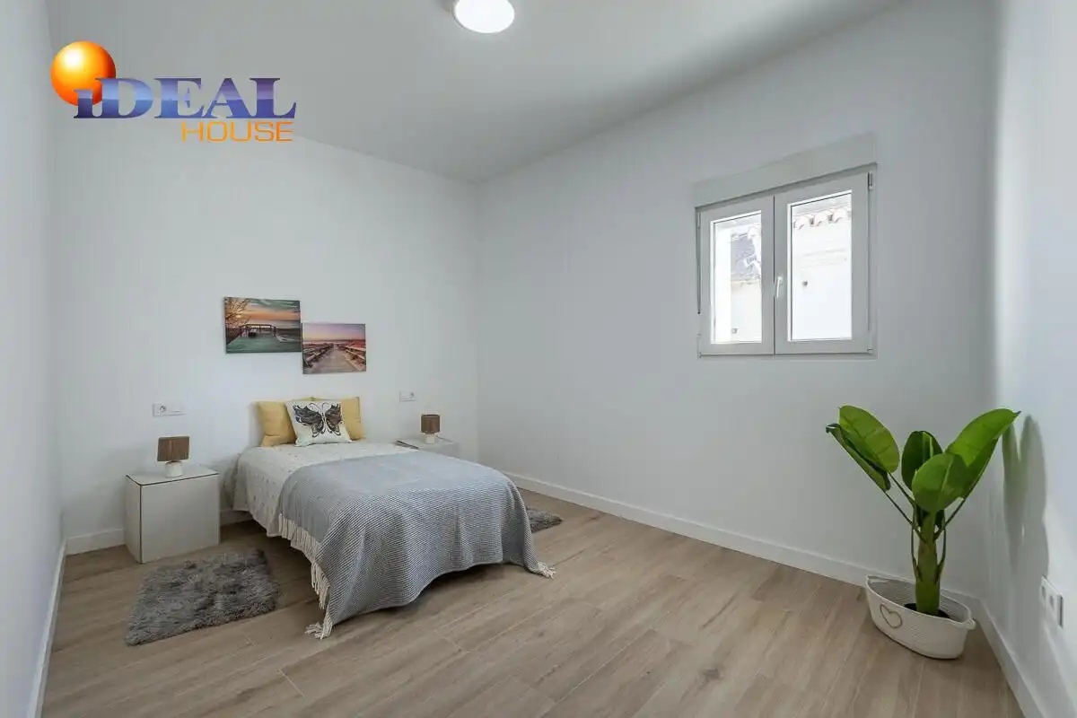 Adosado con terraza en venta en ACERA SOL(ROM) 7, imagen 11