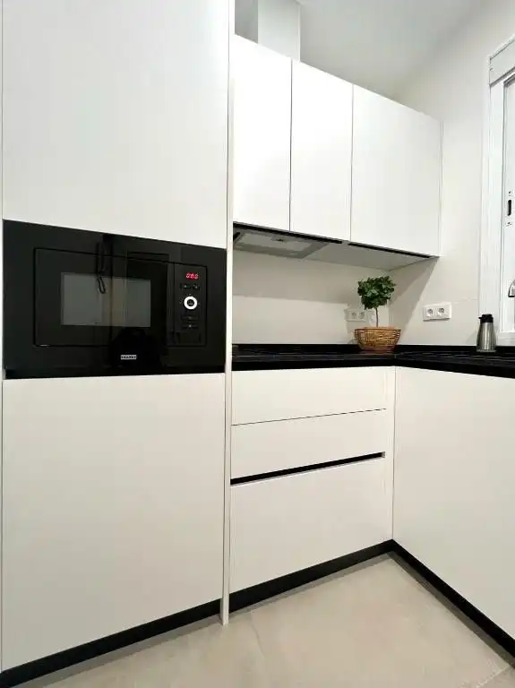 Cocina de Piso de alquiler en Sevilla con Aire acondicionado, Calefacción y Trastero